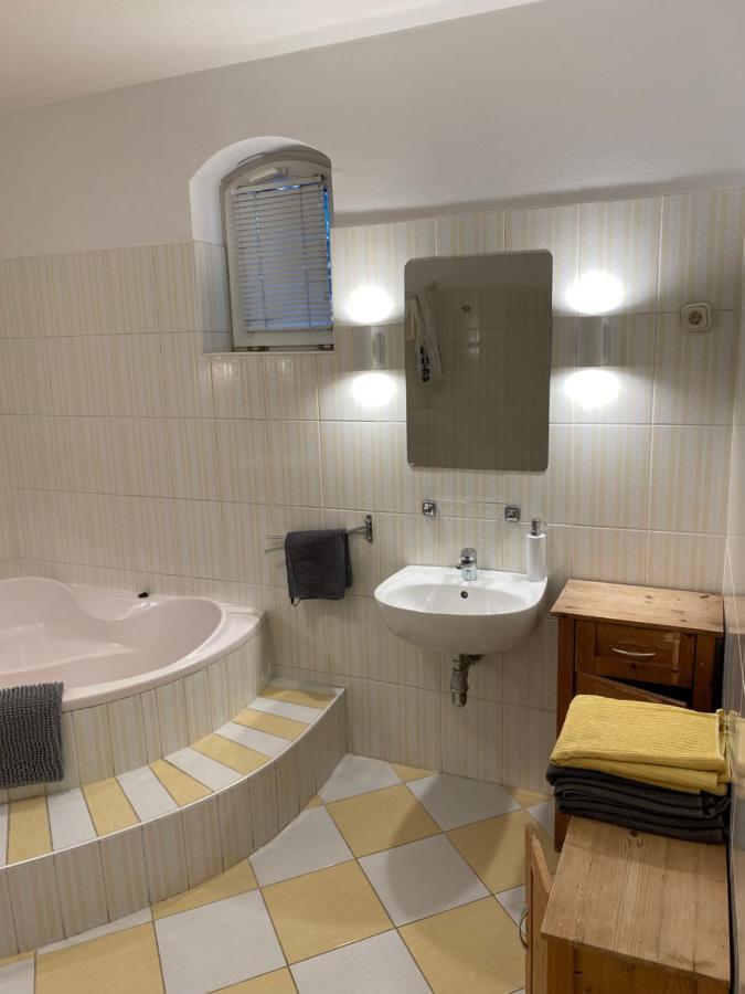 Szent Kristof Panzio Hotel Vonyarcvashegy Eksteriør billede